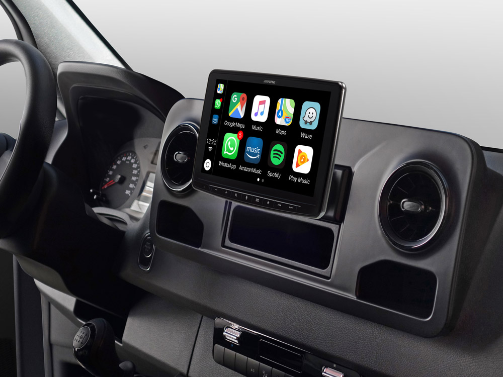 Mercedes Sprinter ab 06 2-DIN Autoradio USD SD iPhone Android Radioblende 